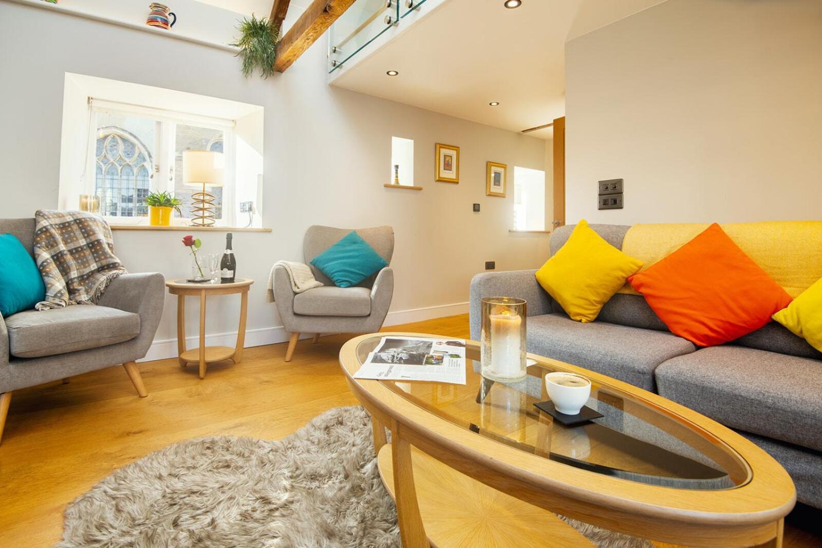 Apartment 1 Castle Mews *
